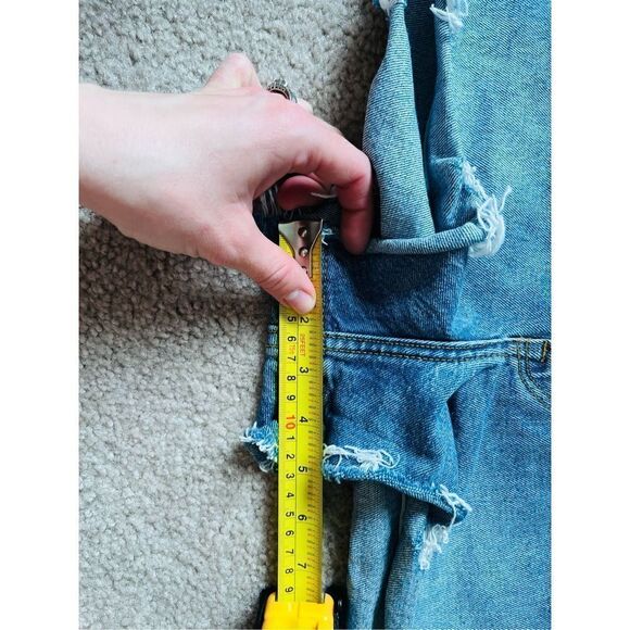 Abercrombie High Rise Cut Off Shorts Size 27 Distressed - Picture 7 of 9